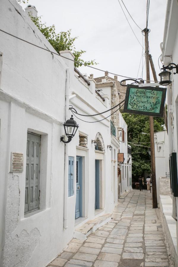 Traditional Pirethron * Aperathos
