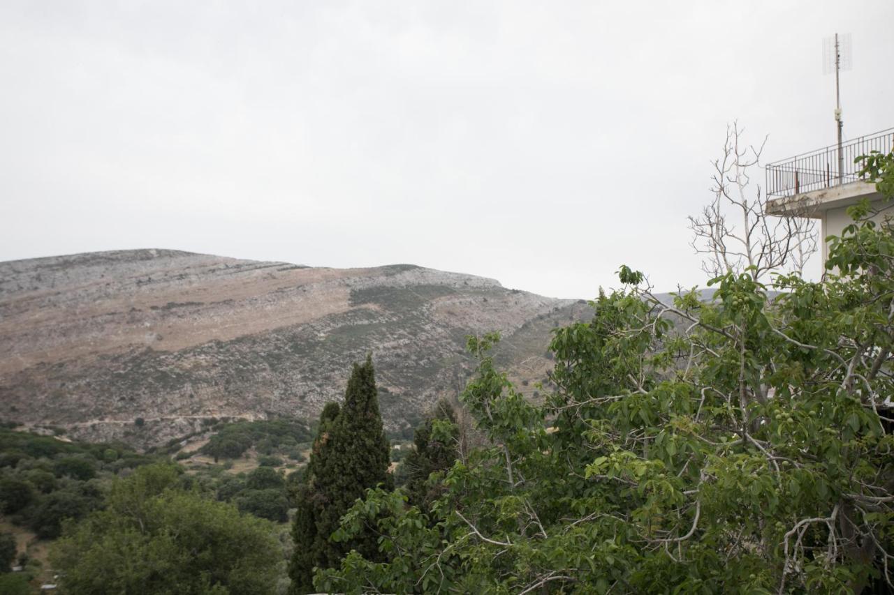 Traditional Pirethron Aperathos